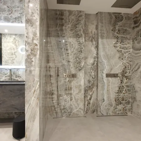 Gasthuis Tigliola 3*